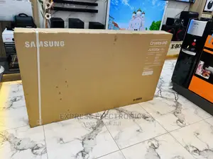 Sleek and Smooth Display UHD Smart Samsung 65”Bu8000