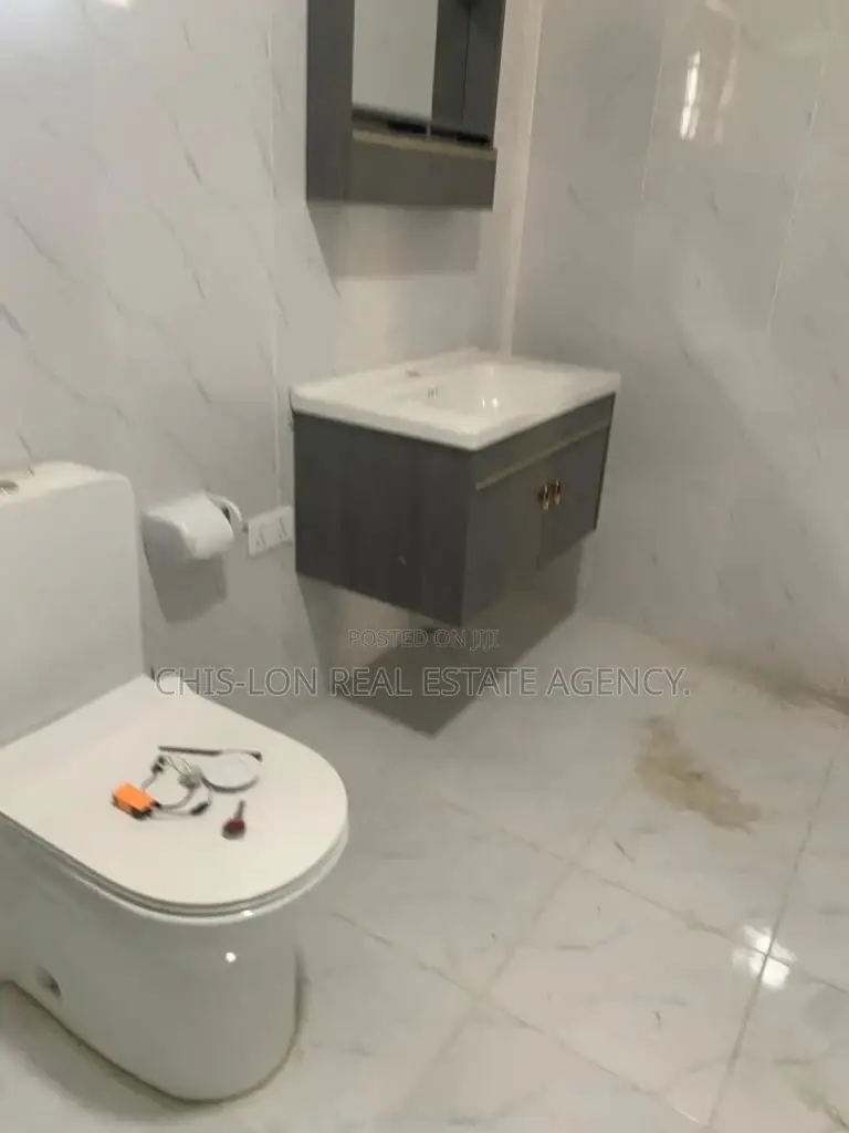 4bdrm House in Sharp-Connect Real, Pokuase for sale