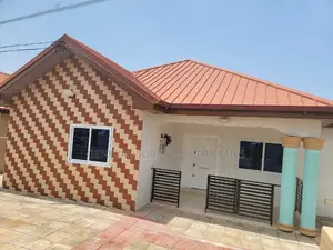 3bdrm House in Suadom Properties, Baatsona Total for rent