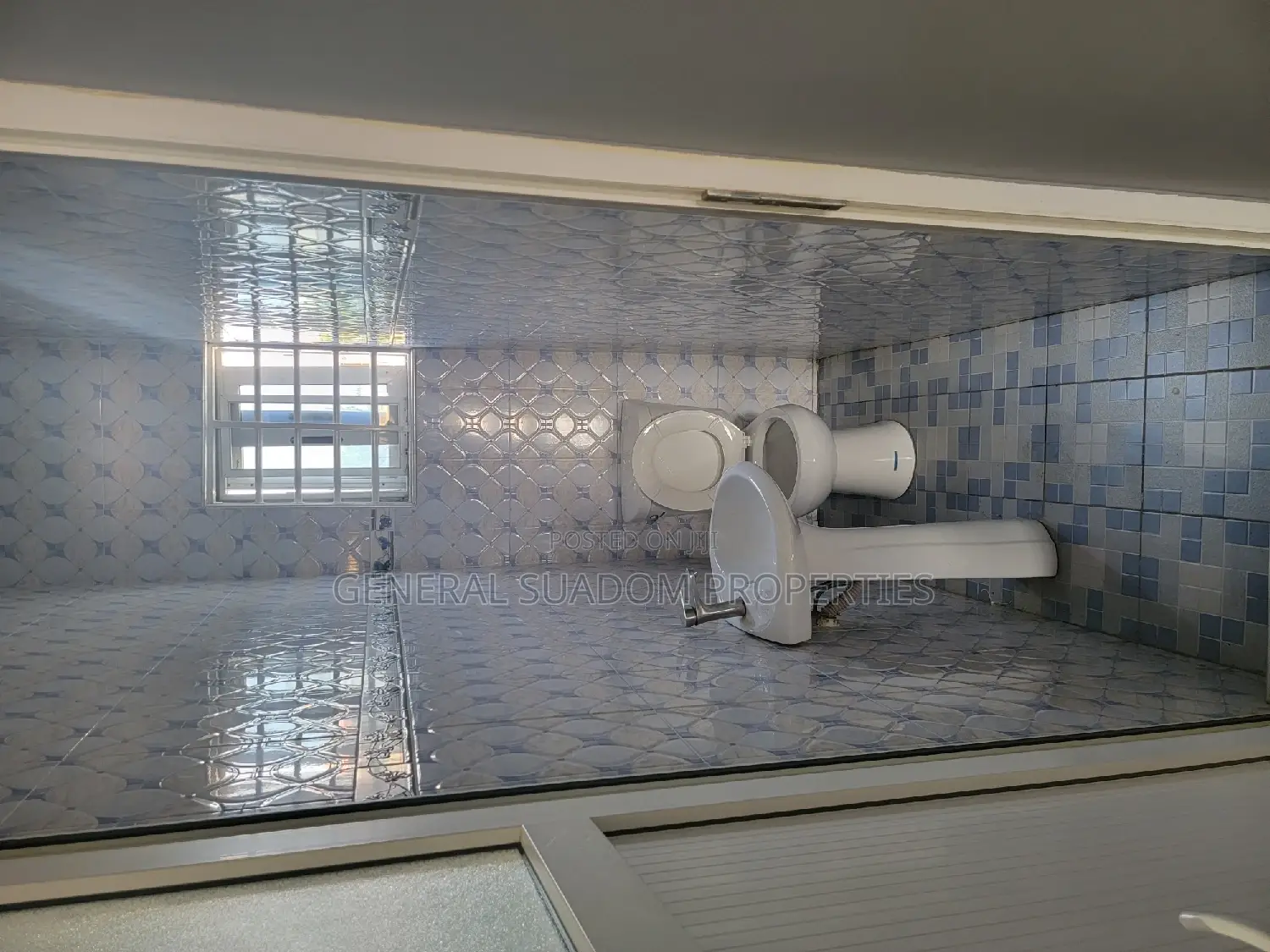 3bdrm House in Suadom Properties, Baatsona Total for rent