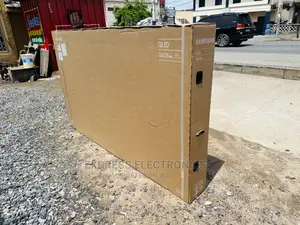 Real Samsung UHD Smart 85Q60B Tv