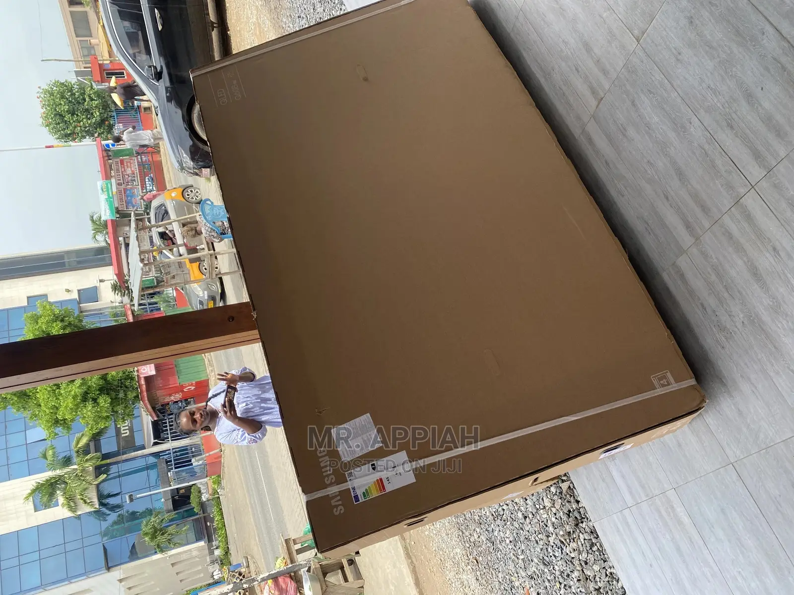 Quality Yet Affordable Samsung QLED Tv + Soubd Bar 85Q60B.