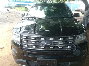 Ford Explorer Sports 2018 Windscreen Available