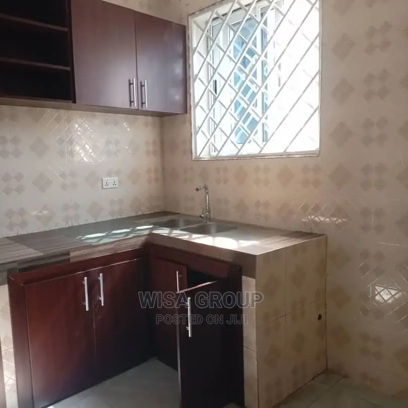 3bdrm Apartment in Wisa Groups, Haatso for Rent