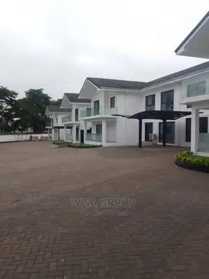 4bdrm Duplex in Wisa Groups, Cantonments for Rent