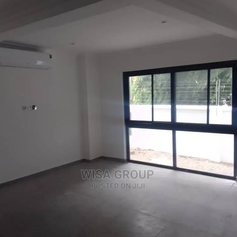 4bdrm Duplex in Wisa Groups, Cantonments for Rent