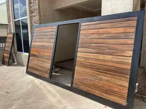 Metal Gate With Wood