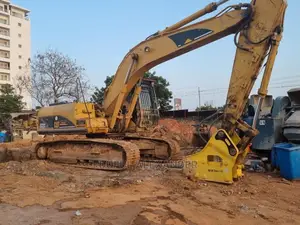 Excavator Hammer for Rent With Backet