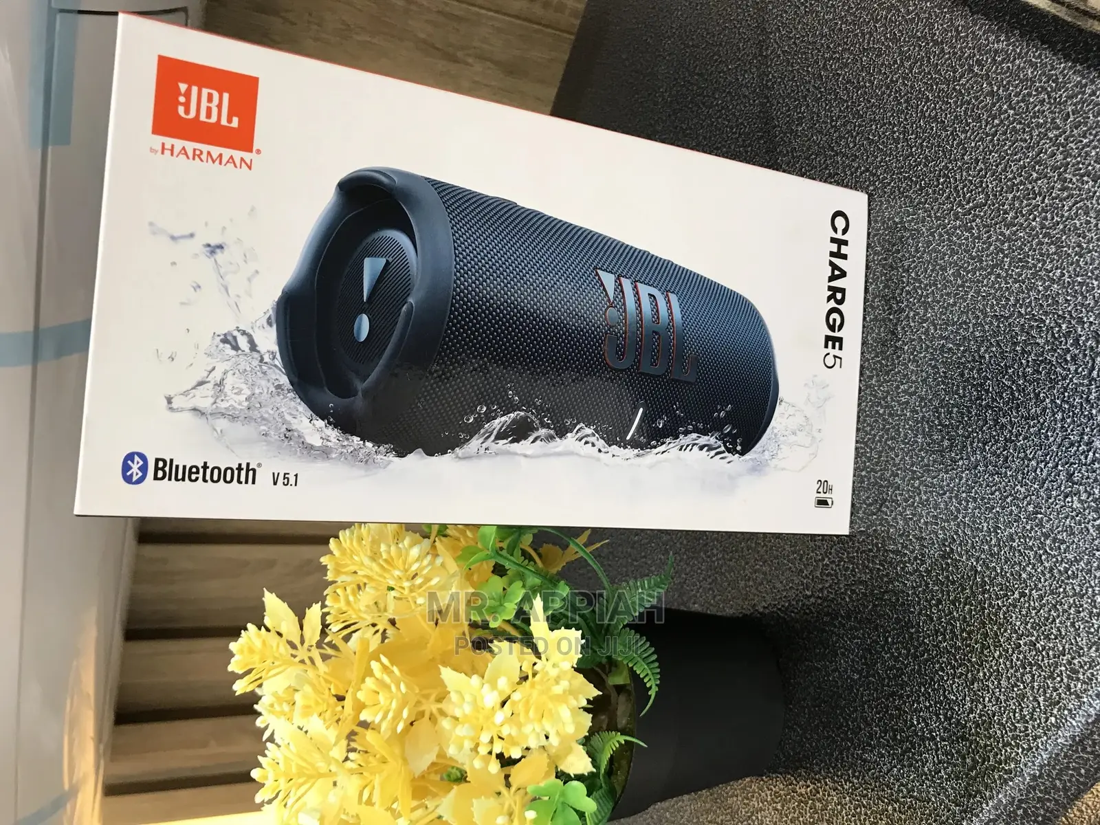 Powerful JBL Bluetooth Speaker Available at a Color Price 