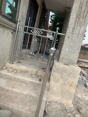 Stainless Balustrade and Gold Design