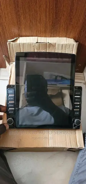 Universal Full Screen TESLA Android Car System Available