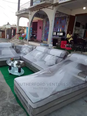 Classic Sofa Set