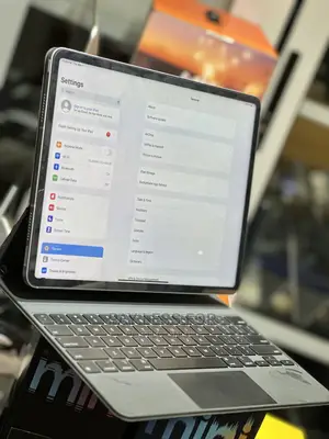 Apple iPad Pro 12.9 (2022) 128 GB Gray