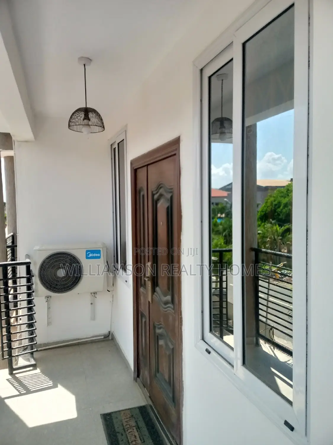 Furnished/Luxury 1 Bedroom Apt Spintex