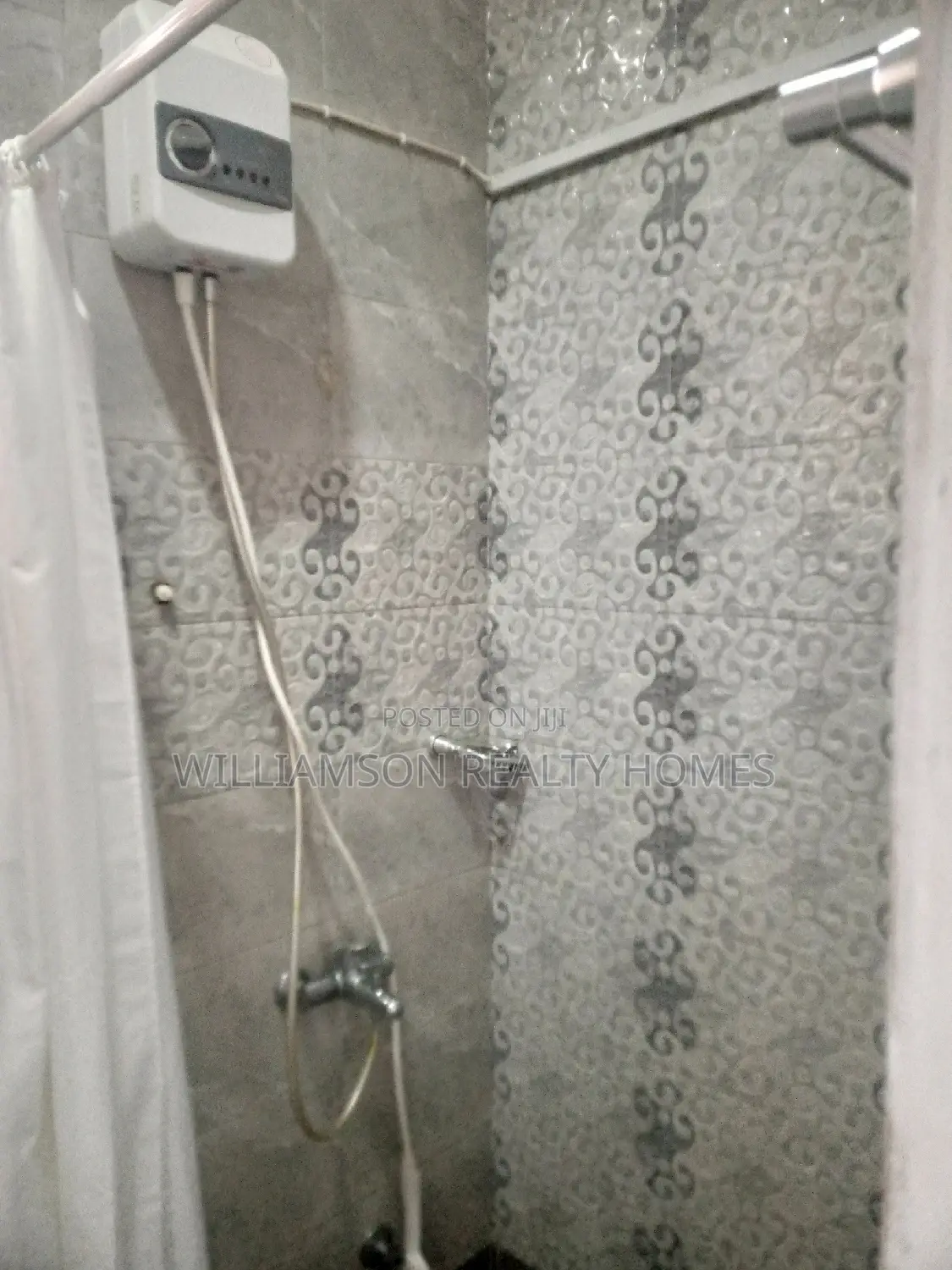 Furnished/Luxury 1 Bedroom Apt Spintex