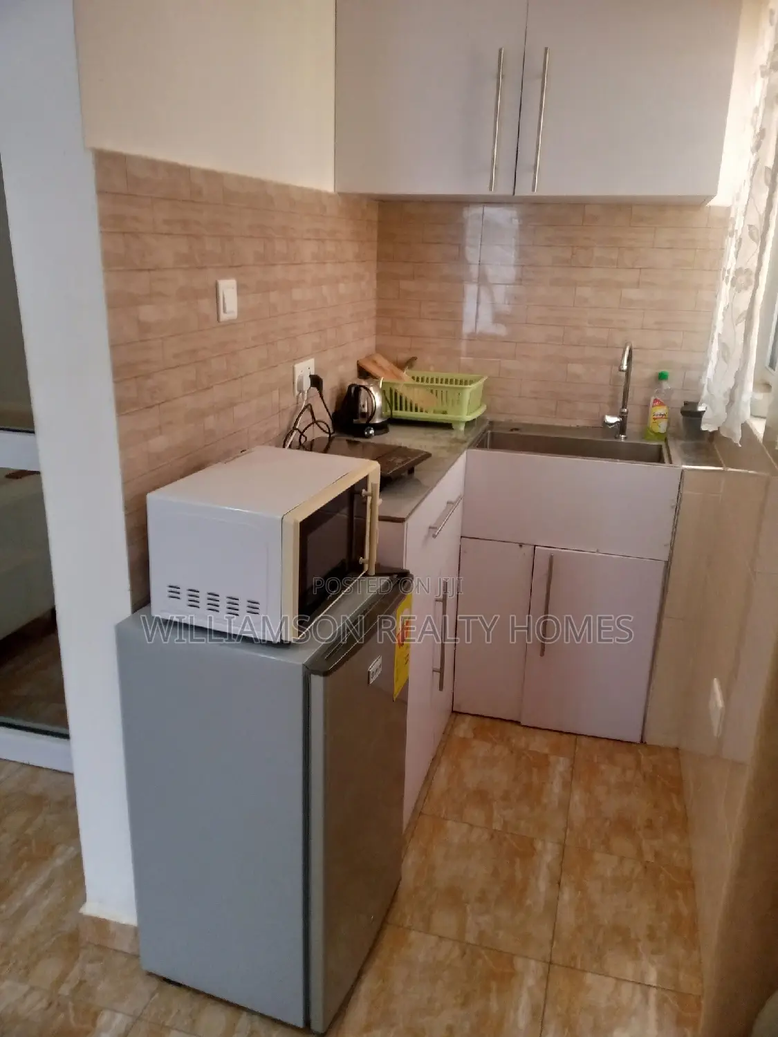 Furnished/Luxury 1 Bedroom Apt Spintex