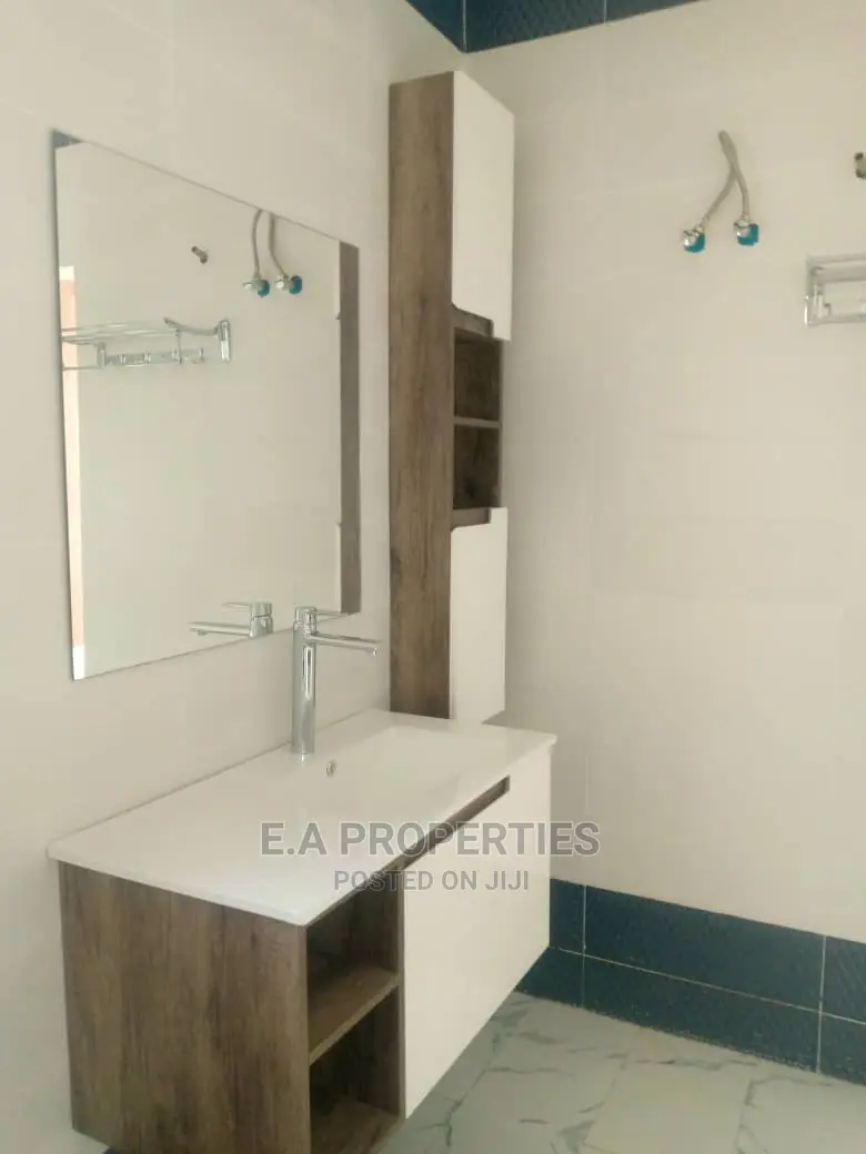 4bdrm House in E a Properties, a C Mall Area for Sale