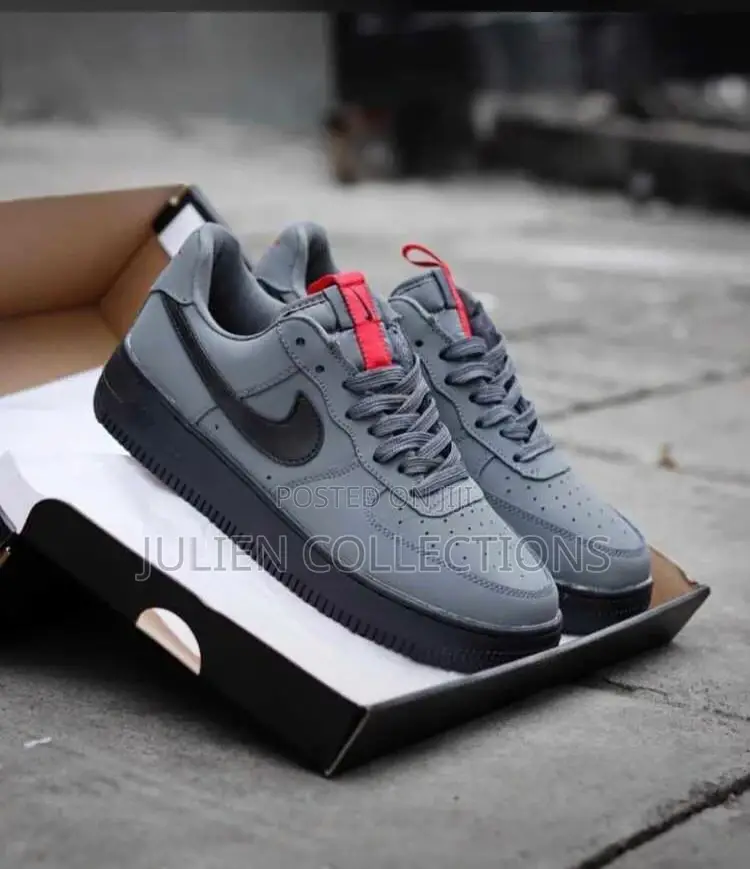 Nike Air Force