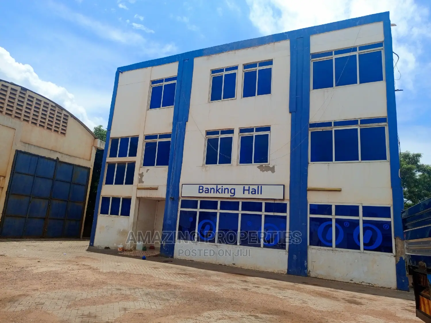 1000 SQM Warehouse With Office for Rent at Tema Port