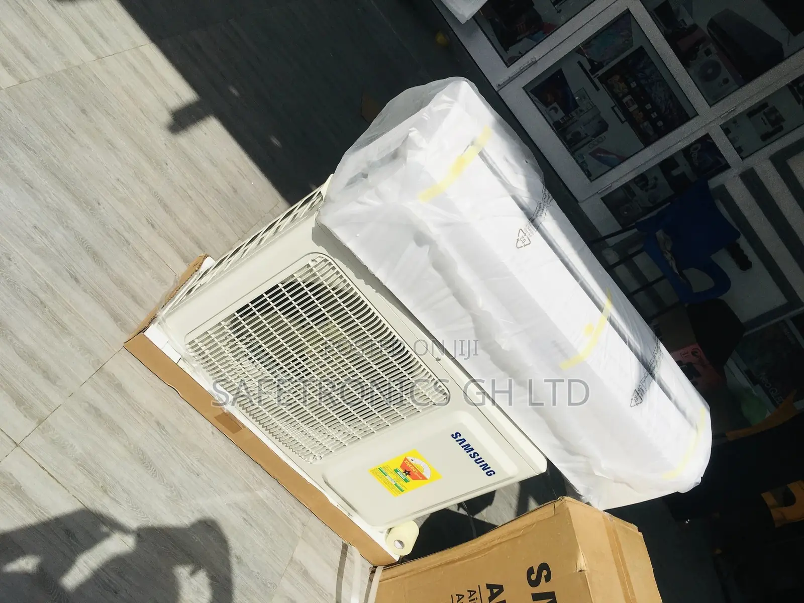 Samsung 1.5HP R410 Split Air Conditioner AR12TRHGAWK/GA