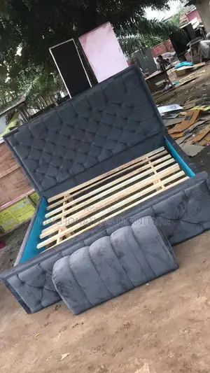 King Size Bed Frame And Ottoman