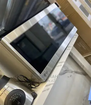 Durable and Affordable Smart LG Microwave(MS4295CIS)