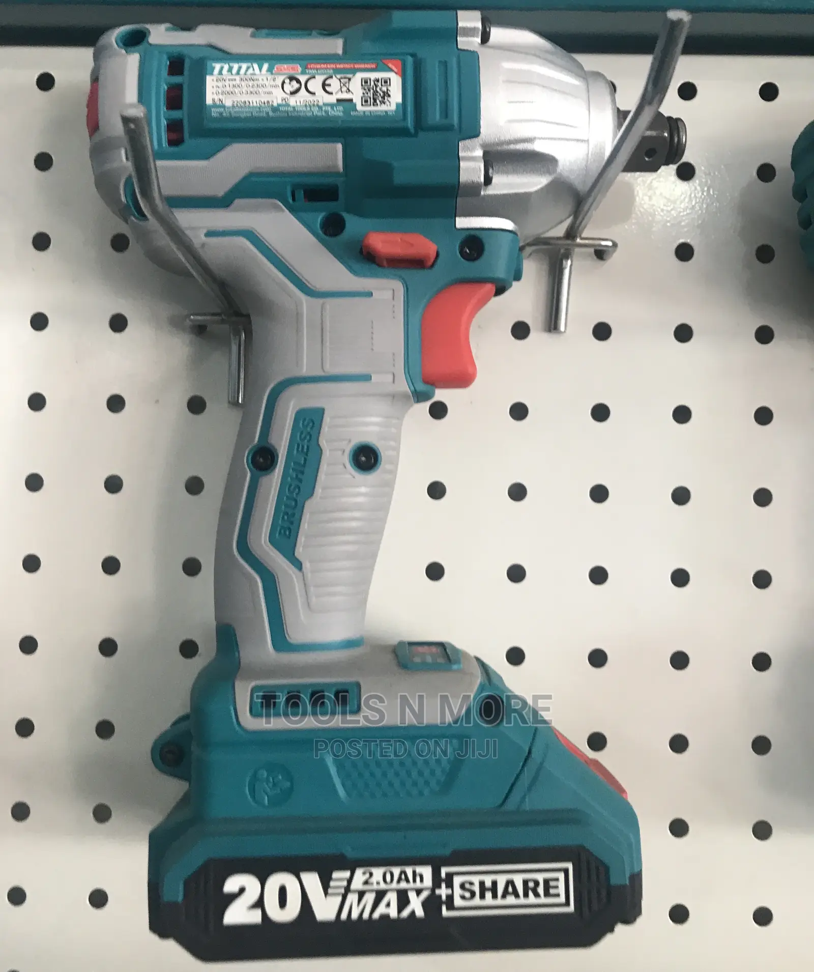 TOTAL Lithium Ion Impact Wrench