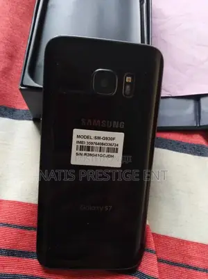 New Samsung Galaxy S7 64 GB Black