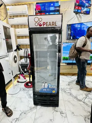 Sleek Durable Pearl Display Fridge PVC-37