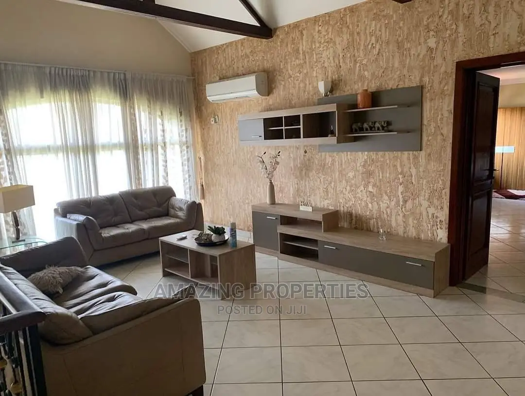 Furnished 4bdrm House in Adjiriganor for Rent