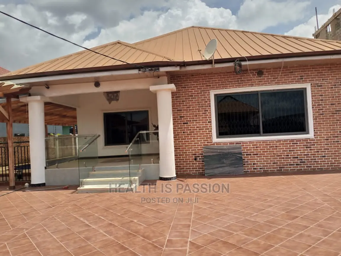 Furnished 9bdrm Apartment in Bortiano for sale