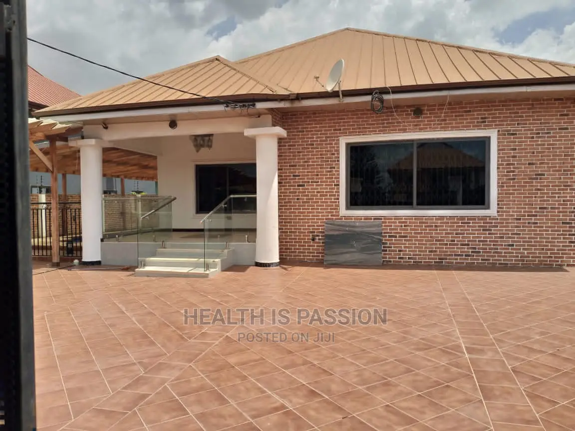 Furnished 9bdrm Apartment in Bortiano for sale