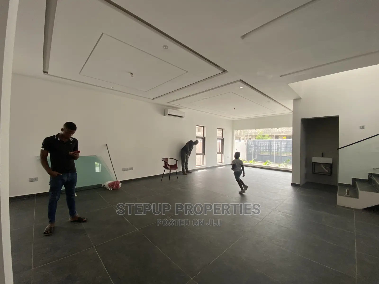 4bdrm House in Adenta for sale