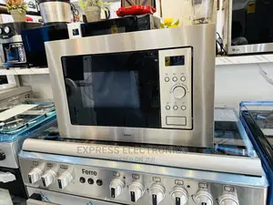 Perfect  and Elegantdesign AM717BS7 Midea Inbuilt Microwave