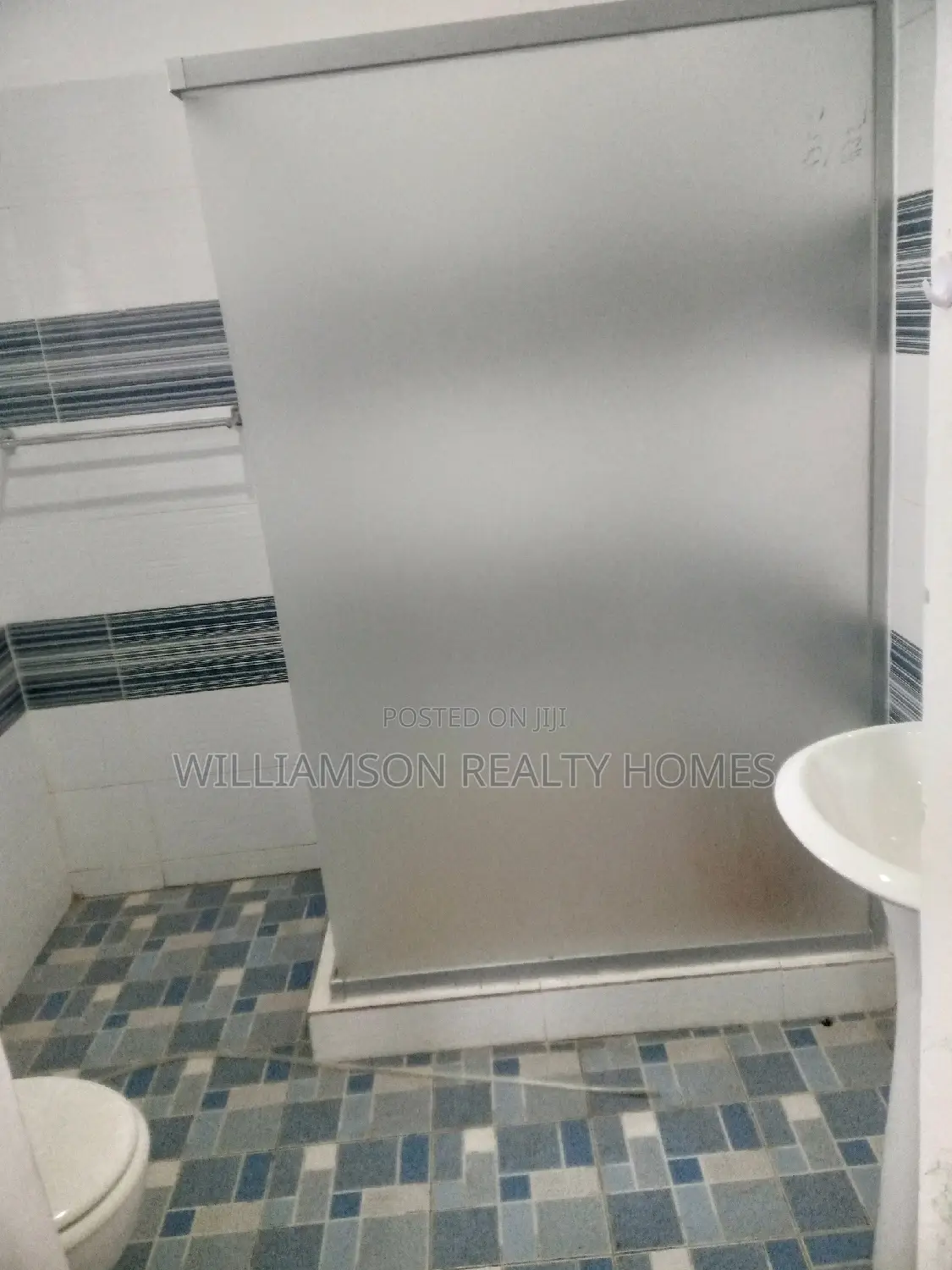 2bdrm Apartment in Community 20 Estate, Spintex for rent