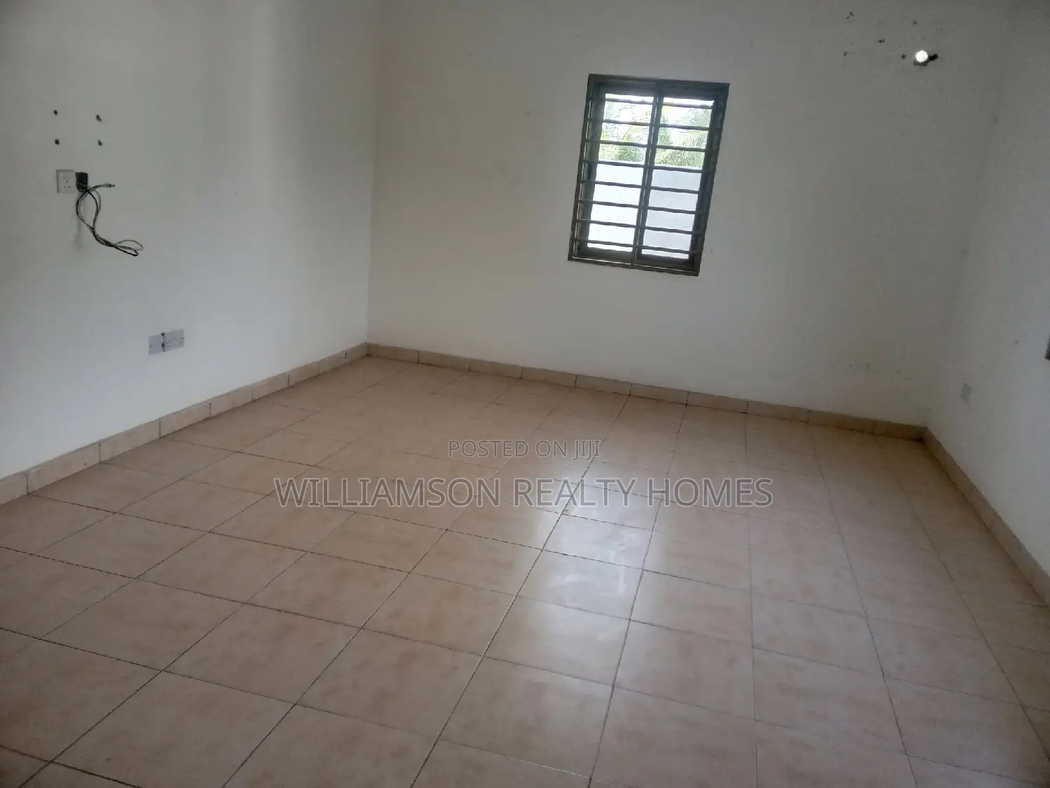 2bdrm Apartment in Community 20 Estate, Spintex for rent