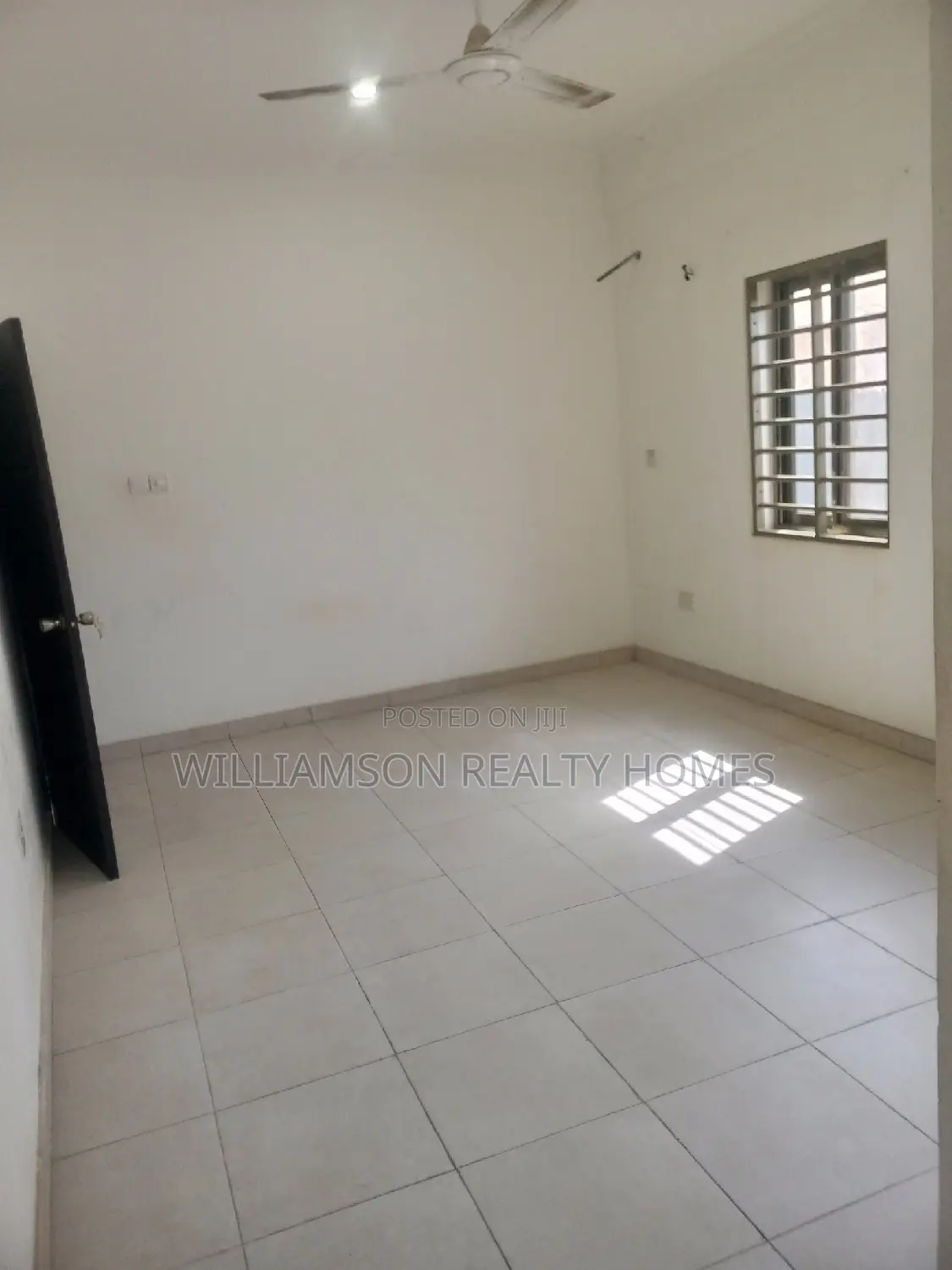 2bdrm Apartment in Community 20 Estate, Spintex for rent