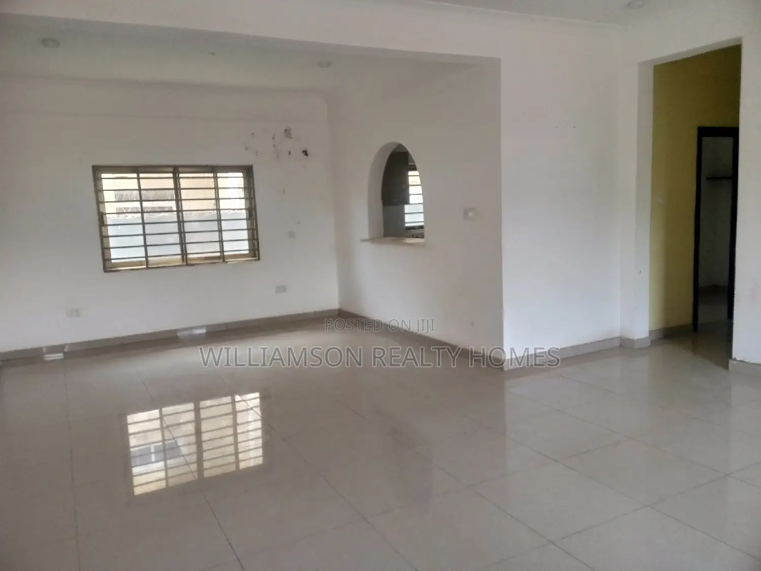 2bdrm Apartment in Community 20 Estate, Spintex for rent