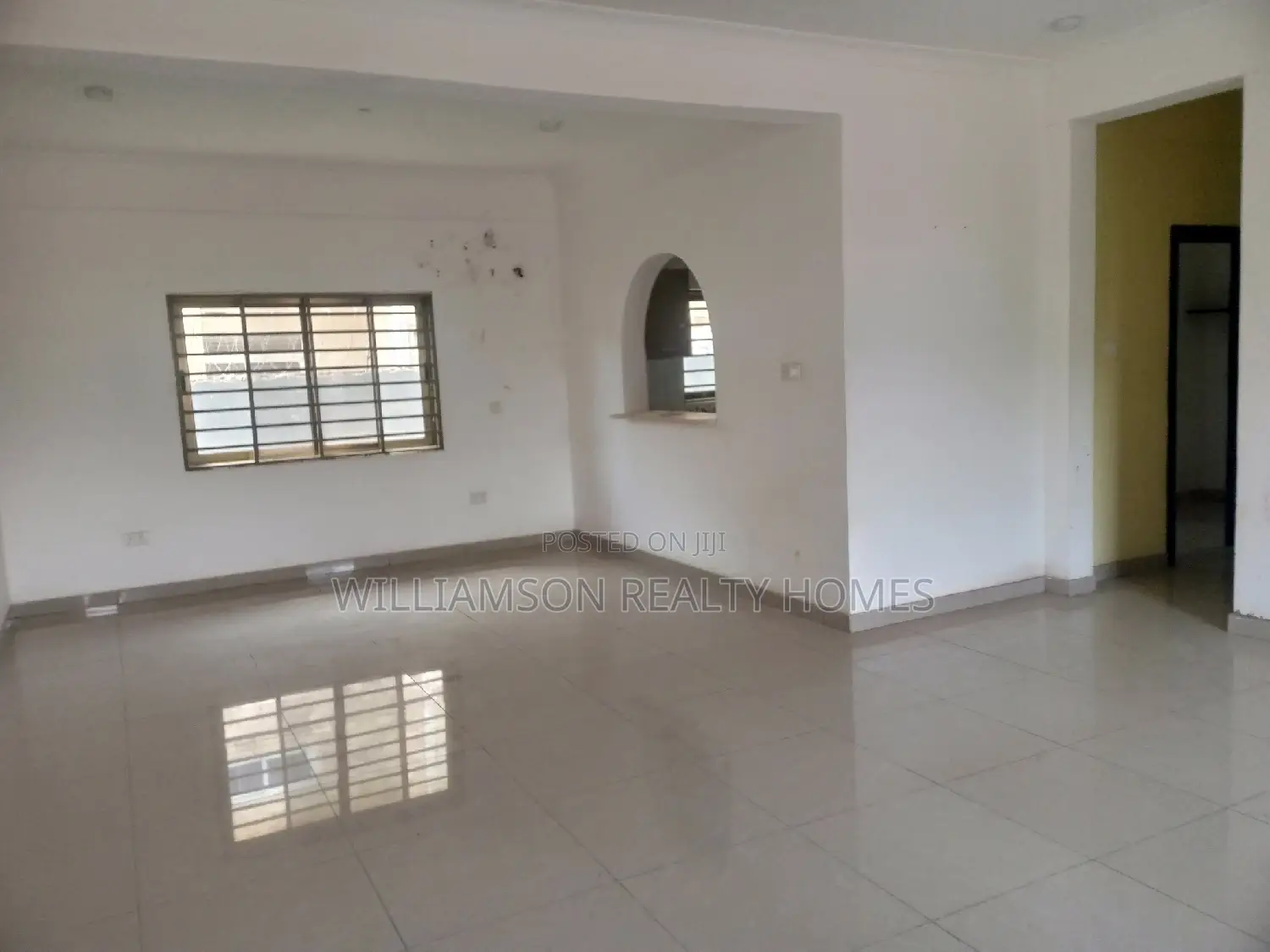 2bdrm Apartment in Community 20 Estate, Spintex for rent