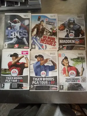 The Bags and Tiger Woods Tour Nintendo Wii Games