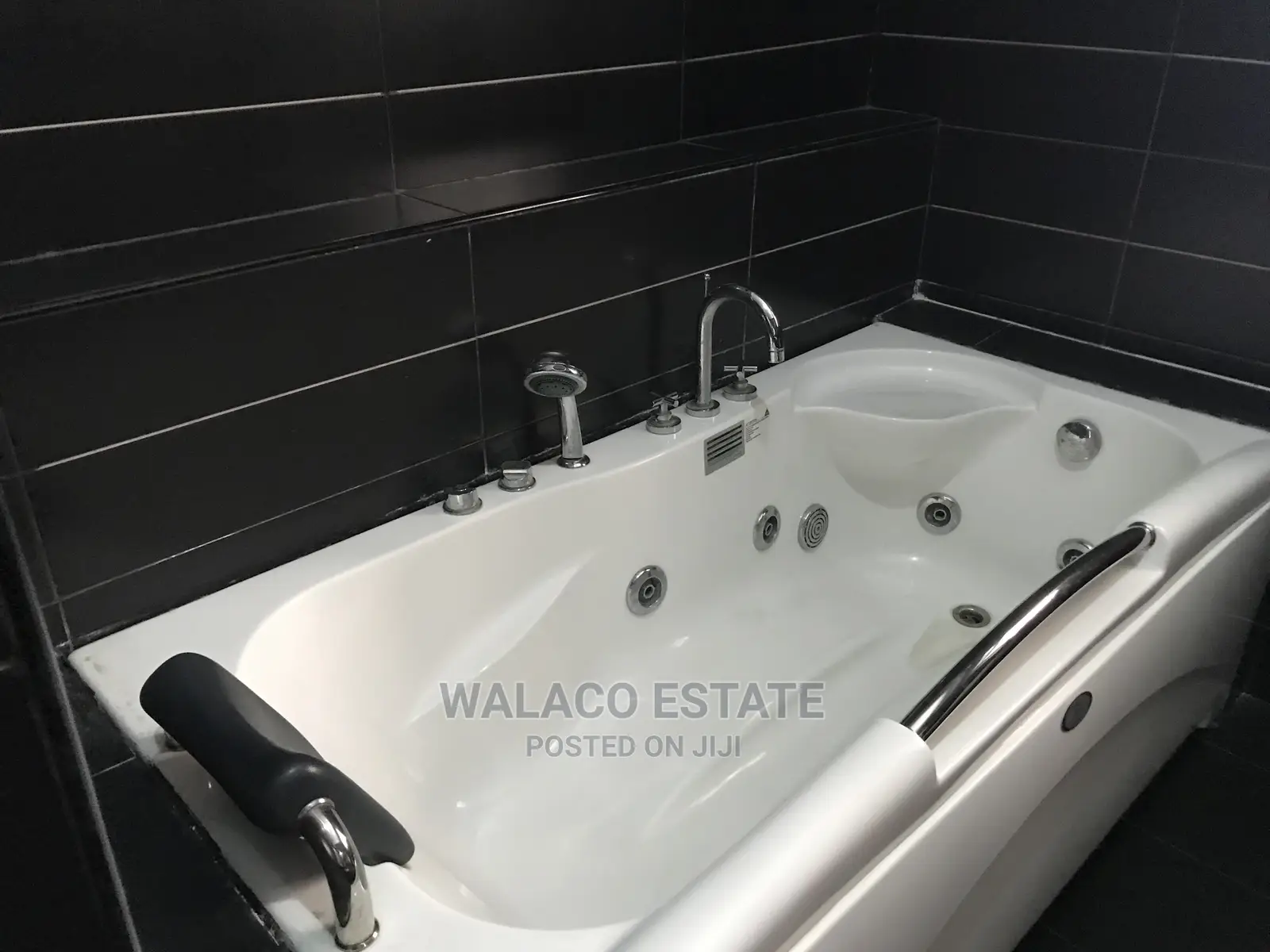 5bdrm House in Walako Estate, North Industrial Area for Rent