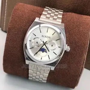 Nixon Watch