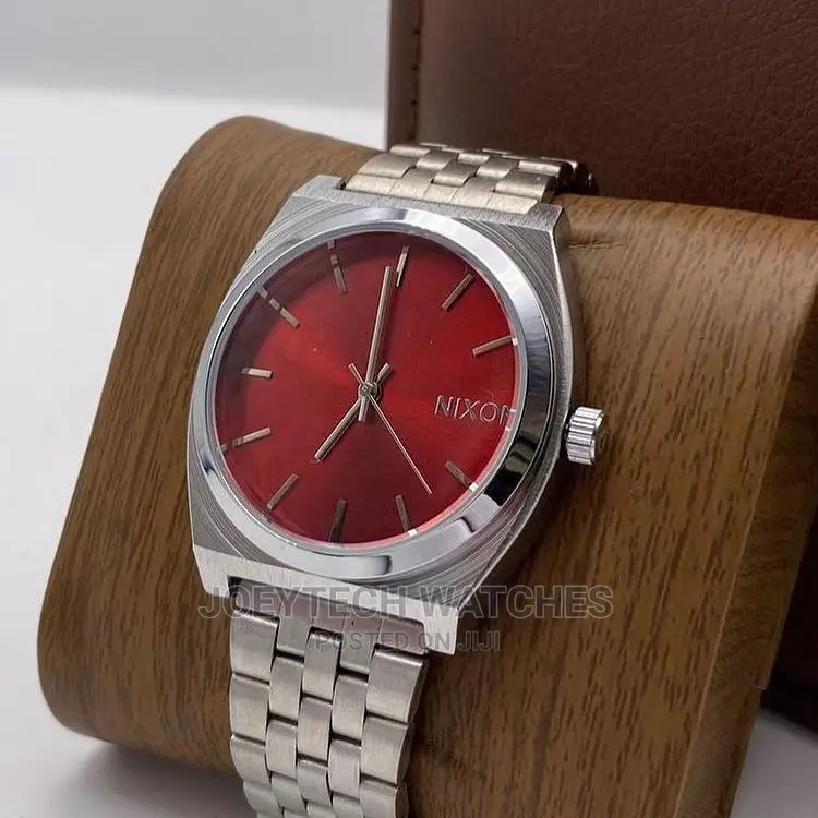 Nixon Watch