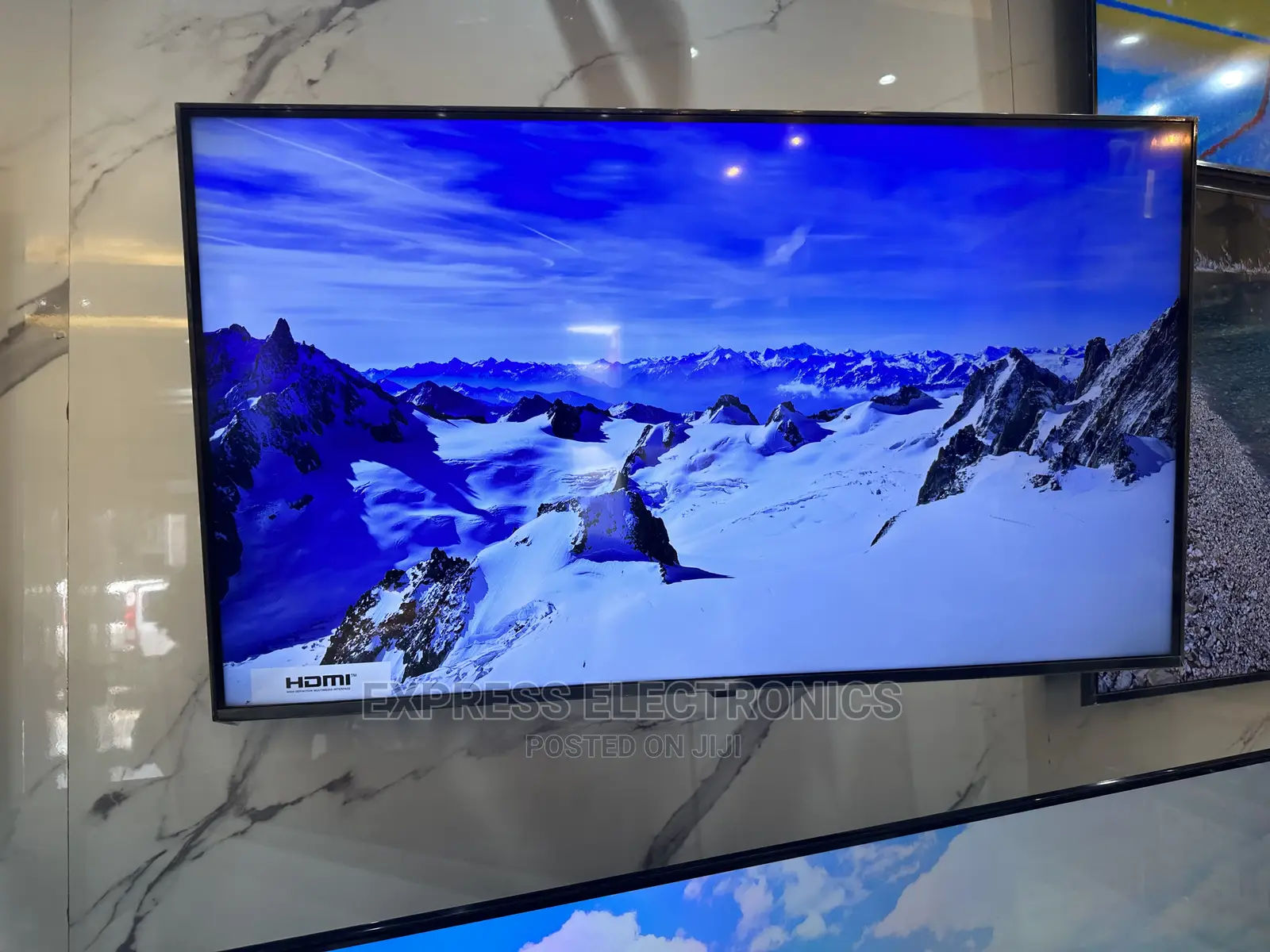 65UQ8000 UHD (2022) Smart LG TV 