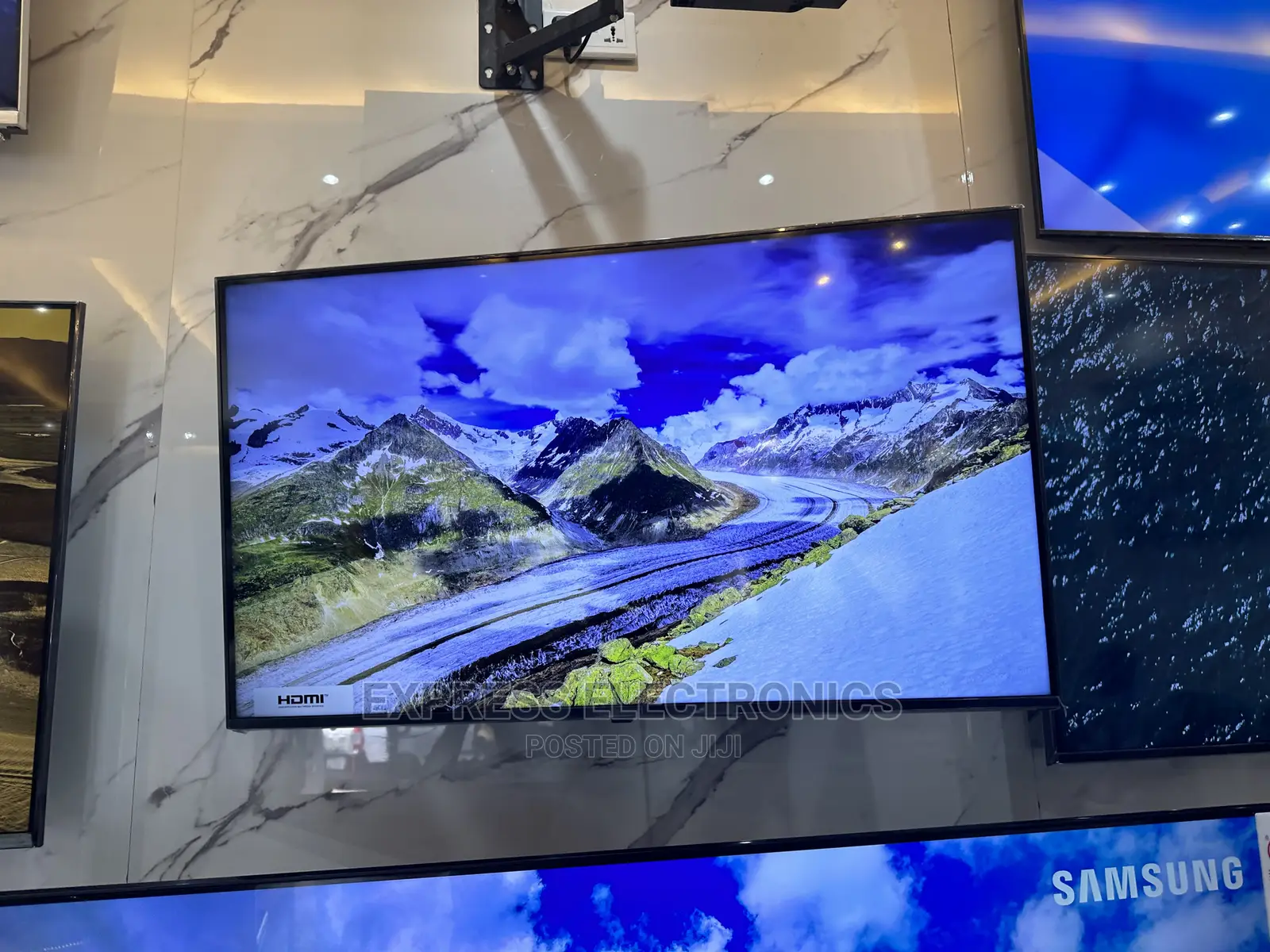 Authentic 2022 Model UHD Smart 55UQ7500 Tv