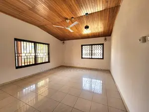 6bdrm House in Community 20 Estate, Spintex for rent