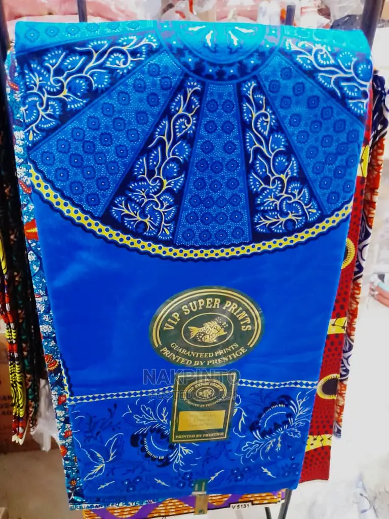 Hollandaise. Vlisco, Royal Holland 100% Cotton
