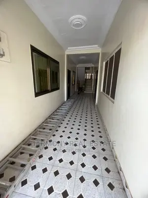2bdrm Apartment in Kotobabi for rent