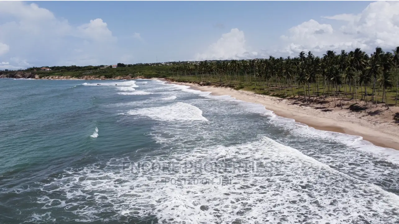 10 Plots of Beach Land Now Selling at Gomoa Fetteh