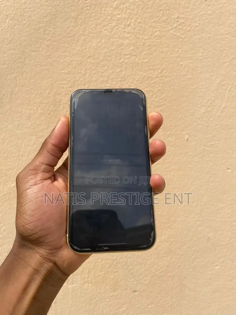 Apple iPhone XR 64 GB Yellow